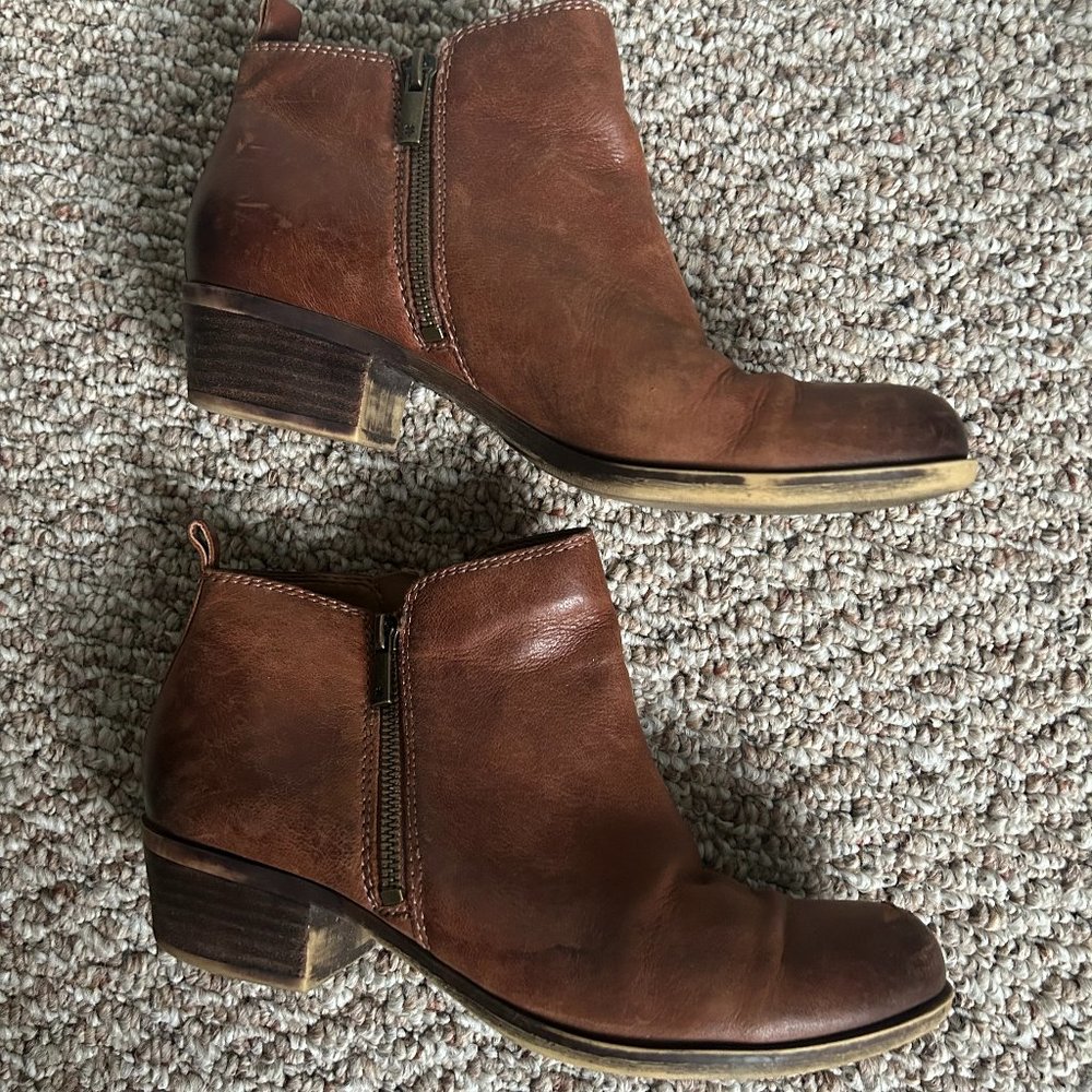 Lucky Brand Brown Women's Booties Size 9